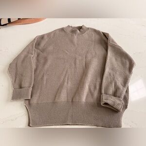 Neuflora Relaxed Crewneck Sweater in Taupe
